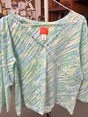 hearts of palm Aqua, Seafoam & Lime Beaded V‑Neck Knit Top